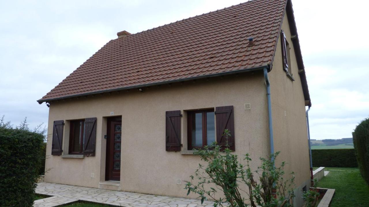 Maison De Vacances Pour 6 Personnes Avec Piscine Lainsecq エクステリア 写真