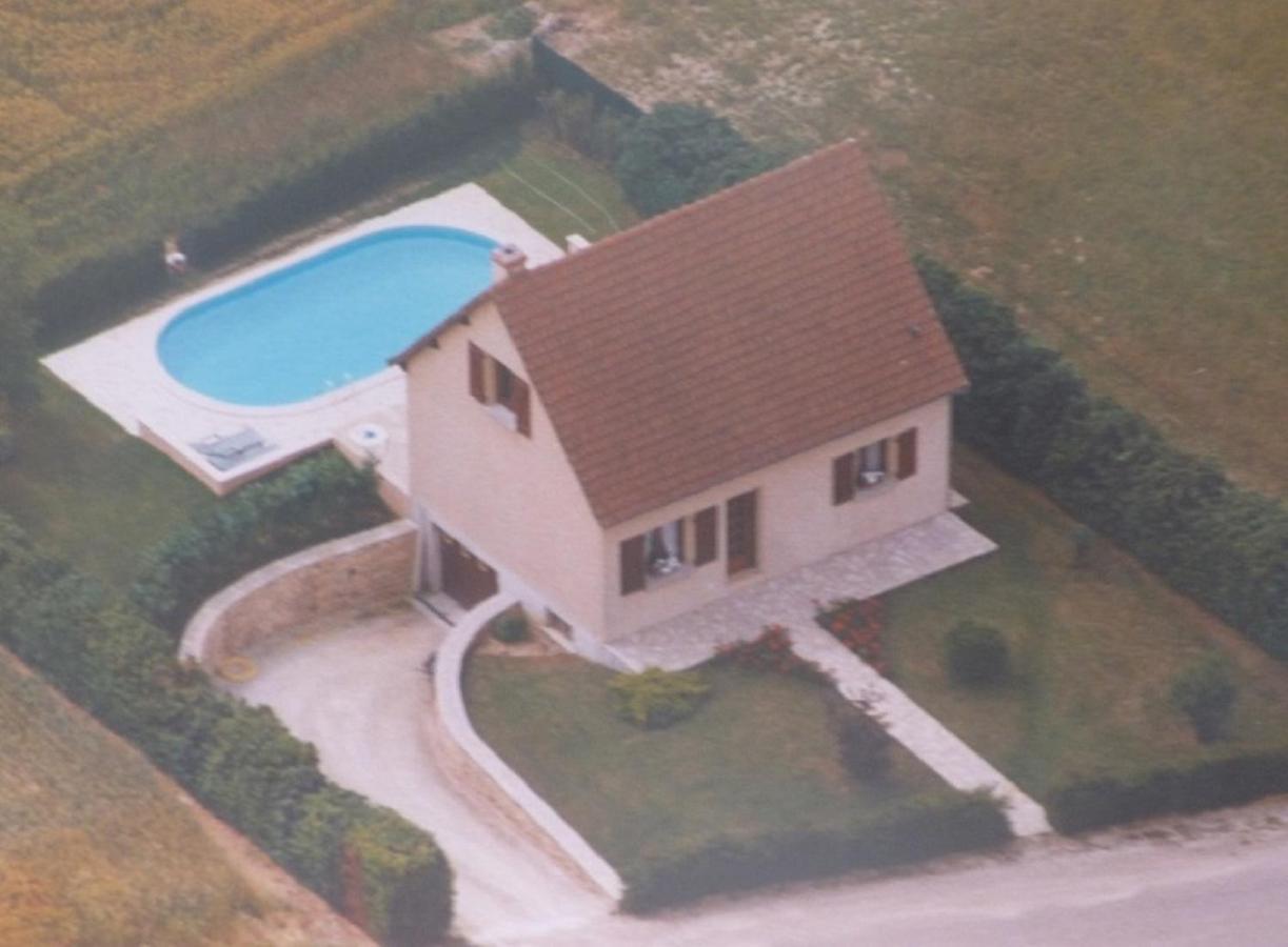 Maison De Vacances Pour 6 Personnes Avec Piscine Lainsecq エクステリア 写真